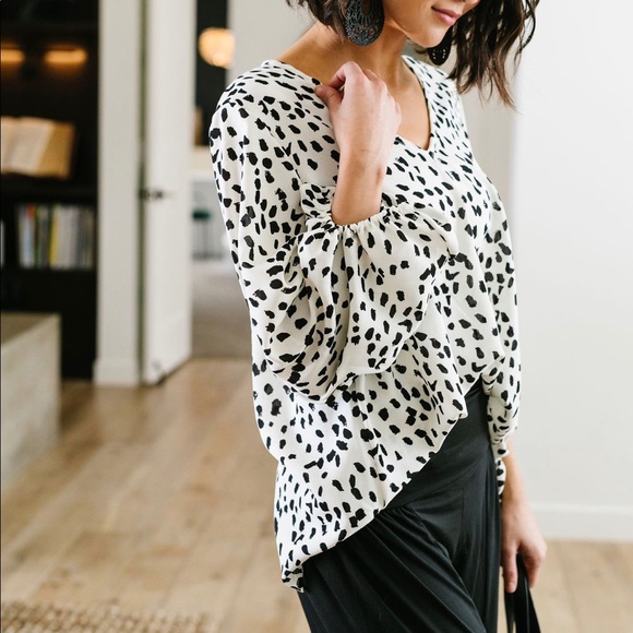 FINAL SALE❗️ Water Spots Polka Dot Blouse White - Picture 3 of 8